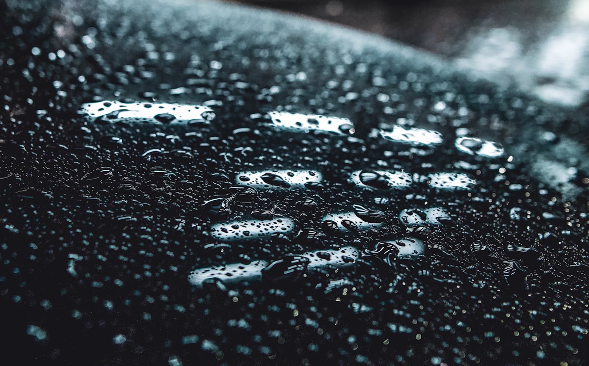 Ceramic-coated hydrophobic finish